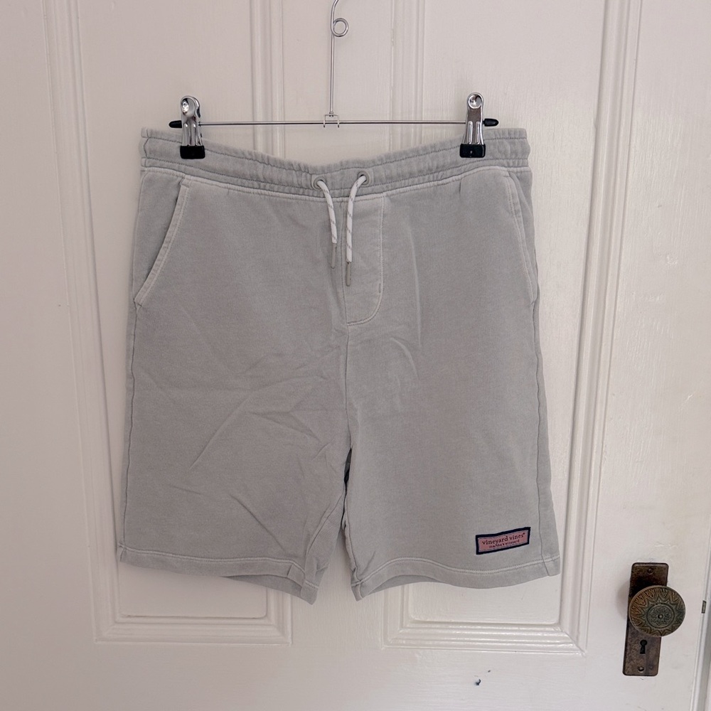 Vineyard Vines boys XL Light Gray pull-on terry cloth Shorts